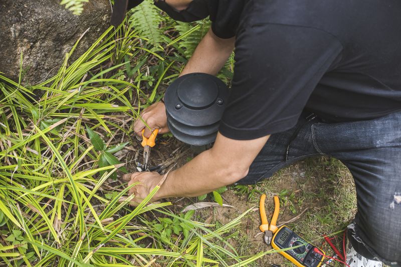 Outdoor Lighting Repair Costs — Cost of Outdoor Lighting Repair